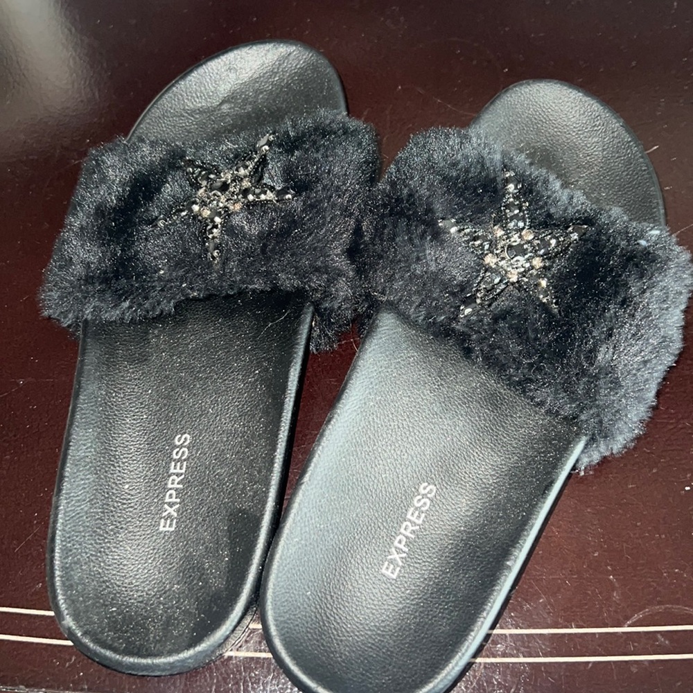 Express sandals